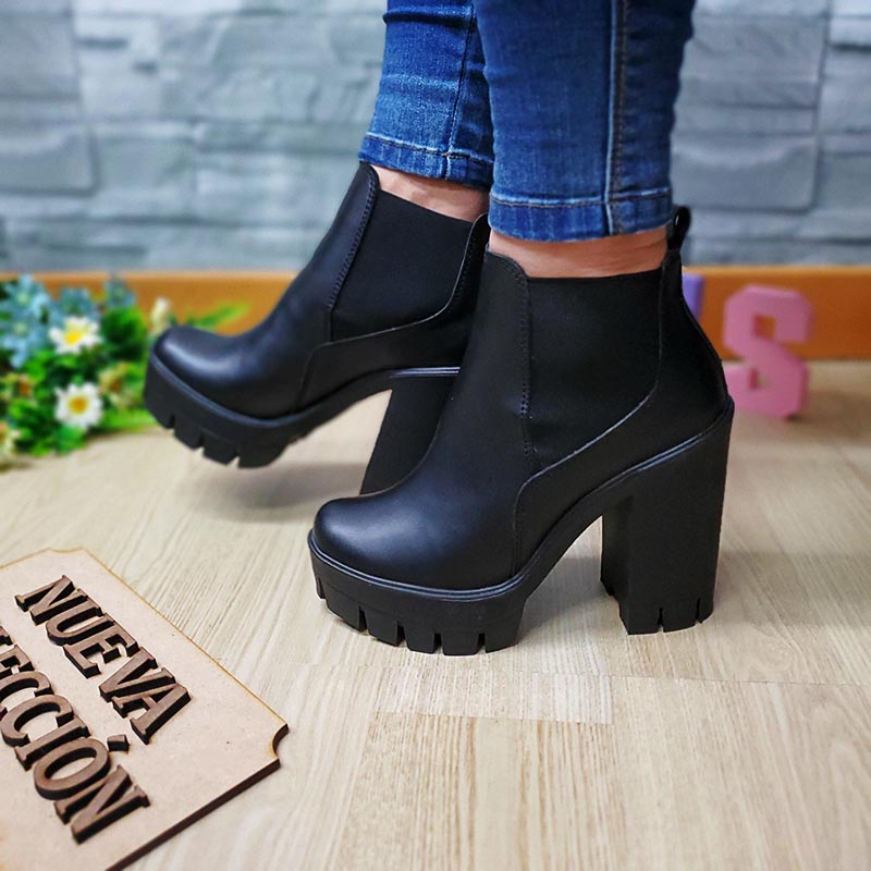 Botin JB 1570 Resorte  Tacón 7.5 Negro - Imagen 6