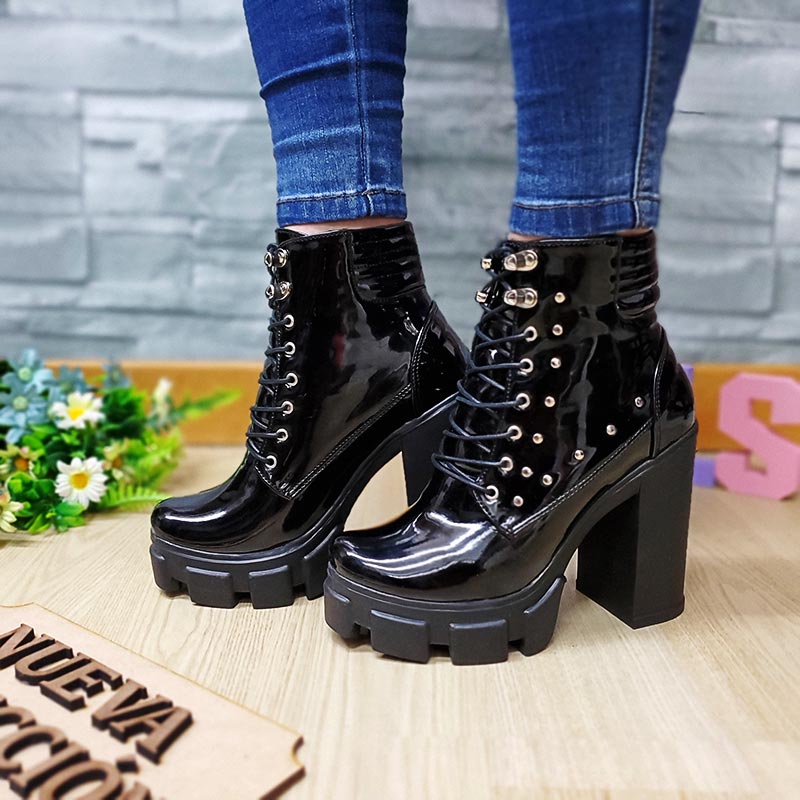 Botin JB 1219 Charol  Tacon7.5 Negro