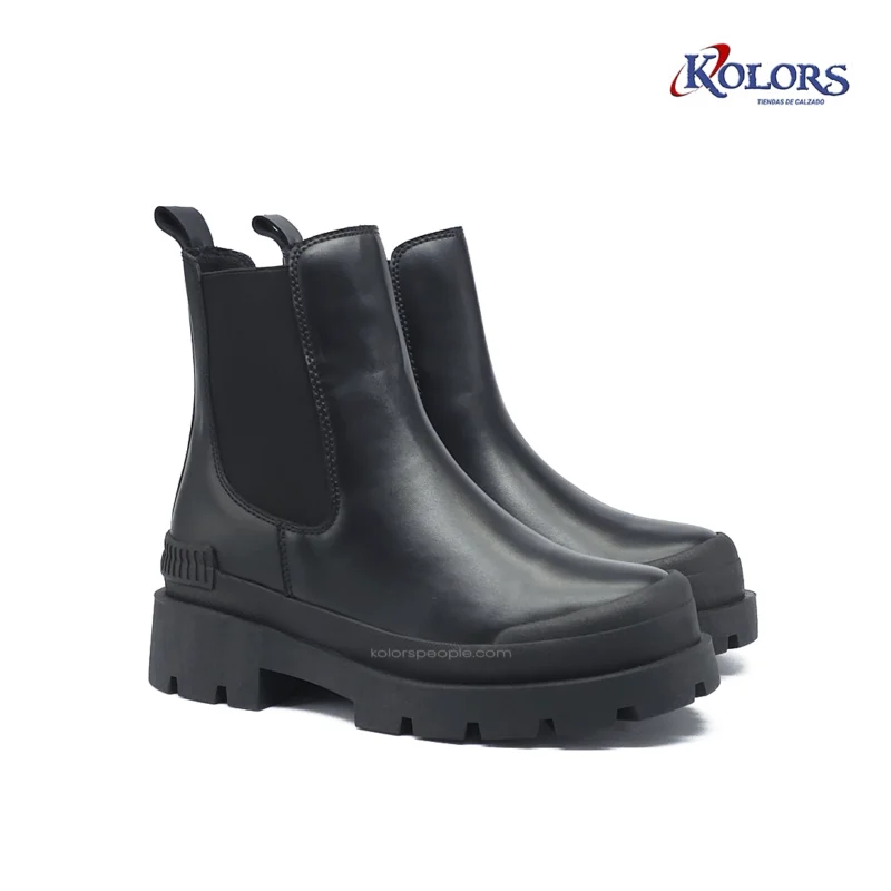 Alternative view of Botín MB 1566  Alana Negra plana